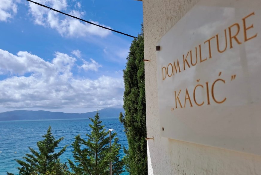 LAG ADRION financirao opremanje Društvenog doma u Bristu