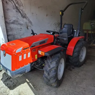 Traktor 768x10243